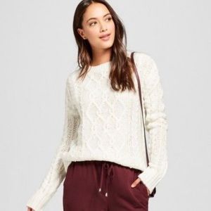Cute white woven sweater w/ white pearl beads